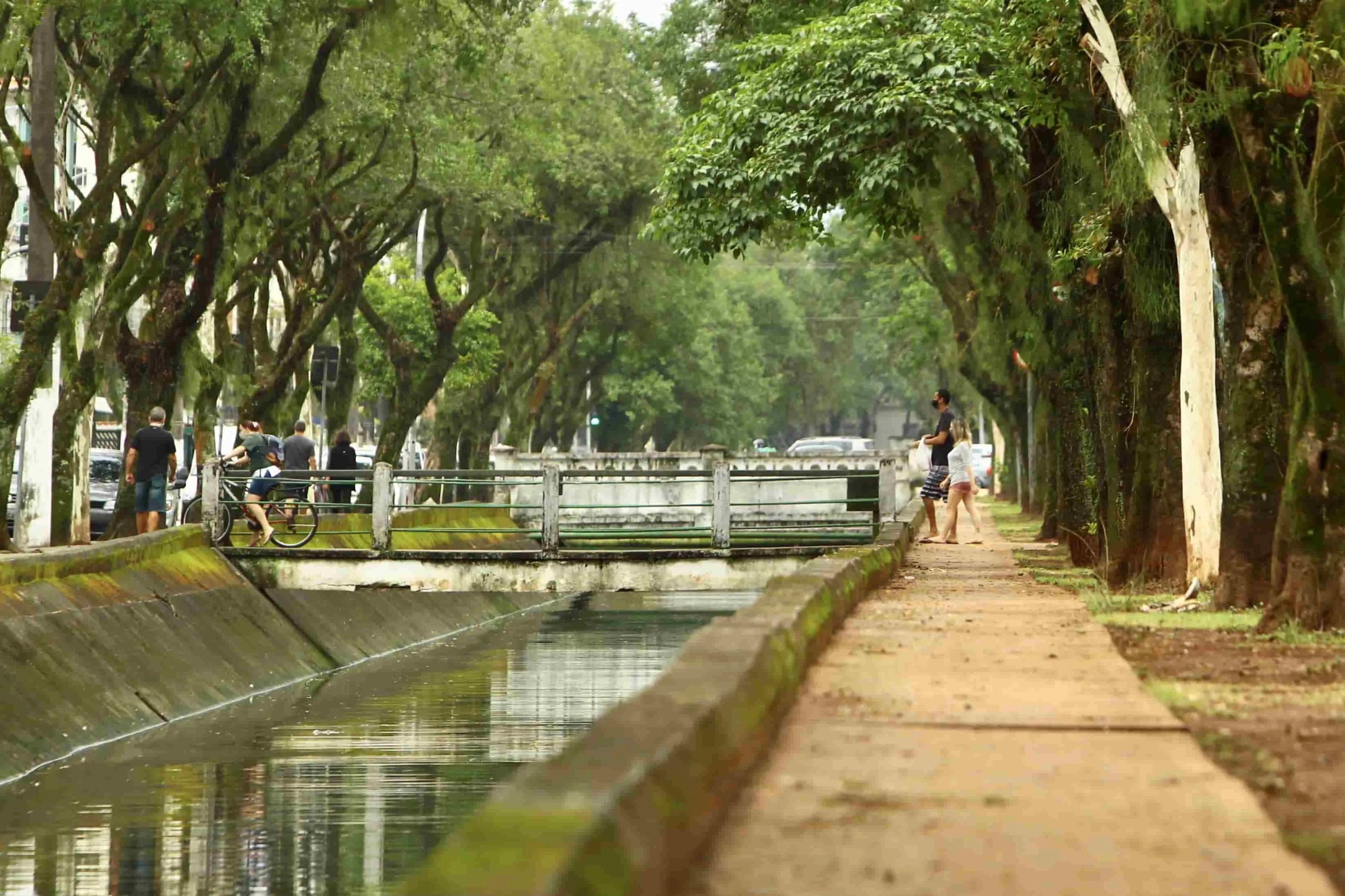 Ocorrência foi na Avenida Siqueira Campos, no Canal 4, em Santos