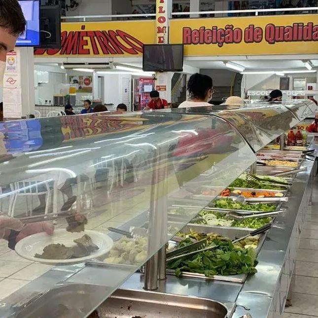   A Tribuna entrevistou proprietários e gerentes de restaurantes a quilo do Centro de Santos, que reclamaram sobre preços da proteína  