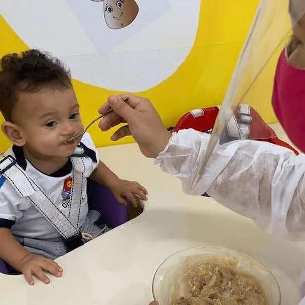  Guarujá chega a 900 mil refeições fornecidas aos alunos durante a pandemia 