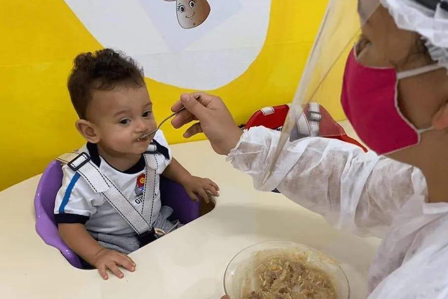  Guarujá chega a 900 mil refeições fornecidas aos alunos durante a pandemia 