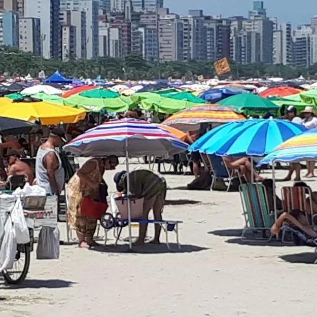 Praias de Santos devem ficar lotadas no Carnaval