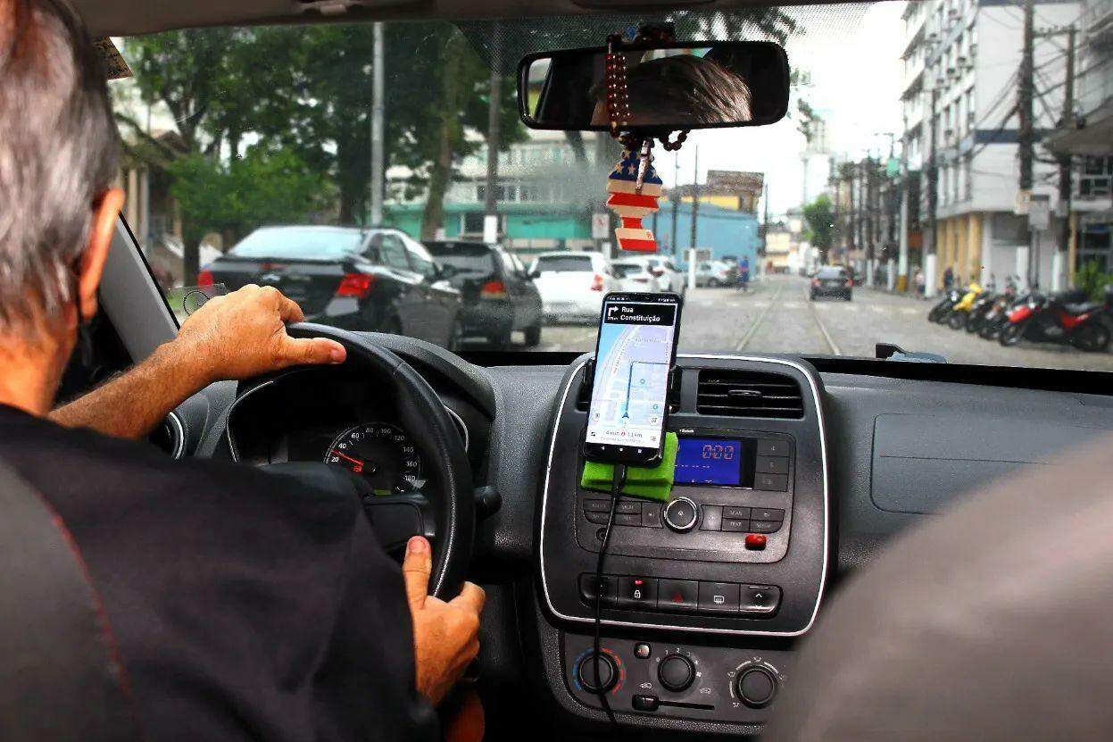 Motorista de aplicativo fica mais vulnerável a endividamentos