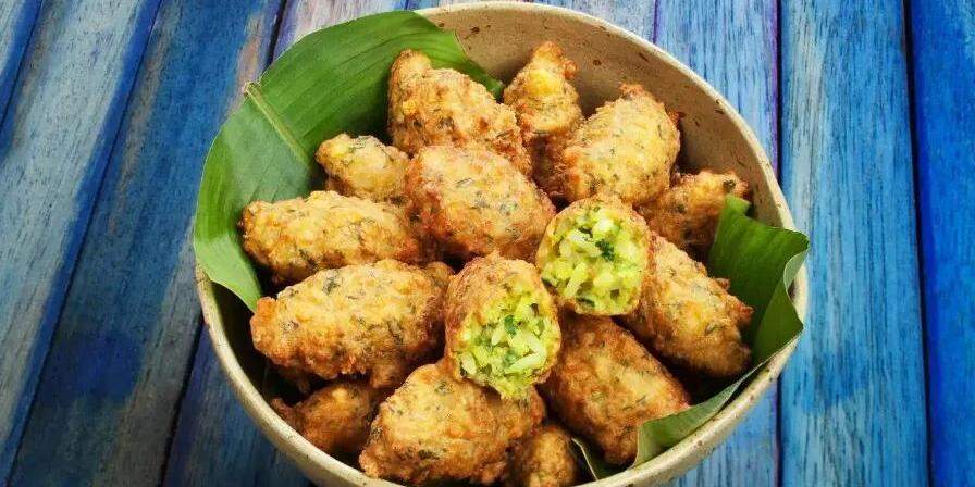 Boa Mesa: aprenda a fazer bolinho de arroz verde e amarelo
