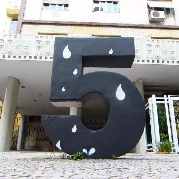 O Cine Roxy é o segundo cinema de rua mais antigo do Brasil