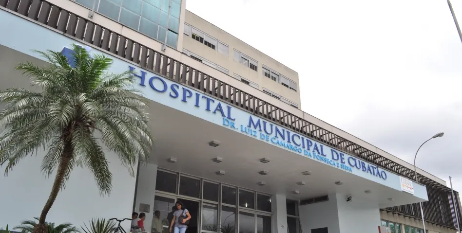  O Hospital Municipal de Cubatão (HMC) passou de 18 para 14 leitos na UTI covid-19 e de 21 para 17 leitos na em enfermaria 