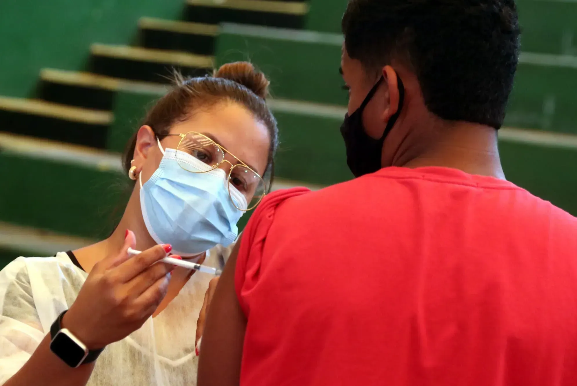 Menos de 60% do público tomou a quarta dose da vacina contra a covid-19 em Santos