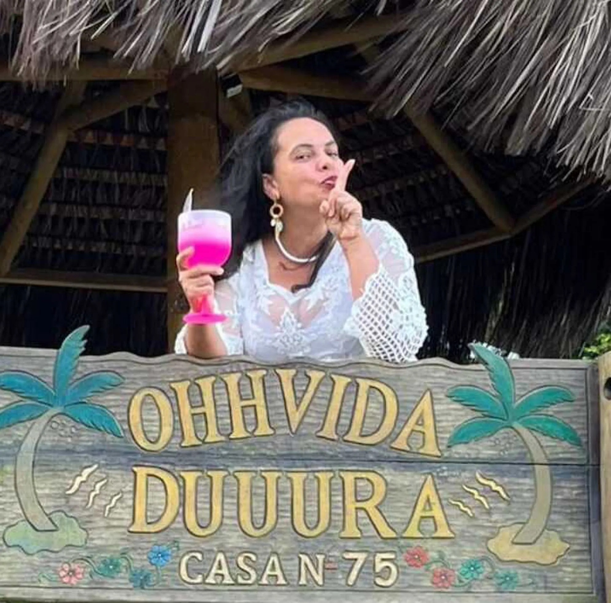Priscilla trabalha um em spa localizado na orla da praia do Guaraú