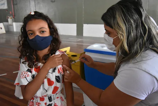 A adição da faixa etária pretende ampliar o projeto de vacinação da Praia Grande