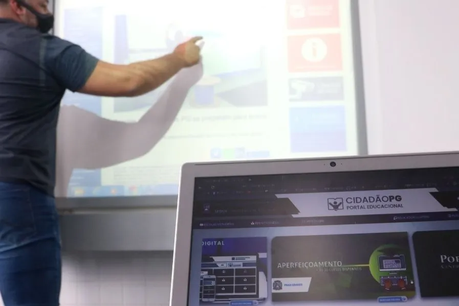 Secretaria de Educação de Praia Grande fez a aquisição de 4.460 Chromebooks