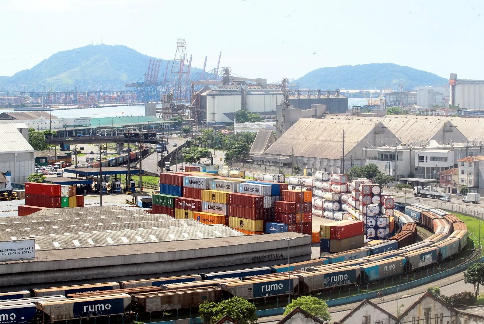 As três atividades que mais geraram criação de PJs em quatro anos têm ligação com o setor portuário