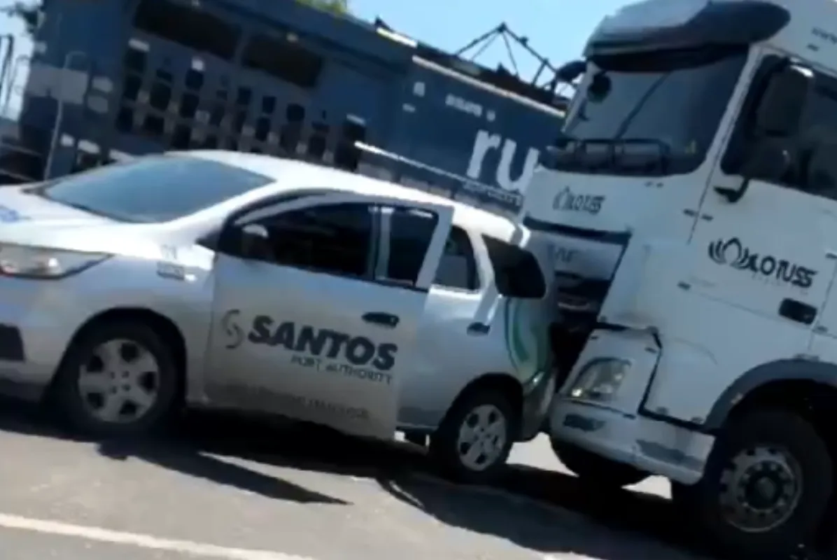 O momento em que o acidente aconteceu em Santos
