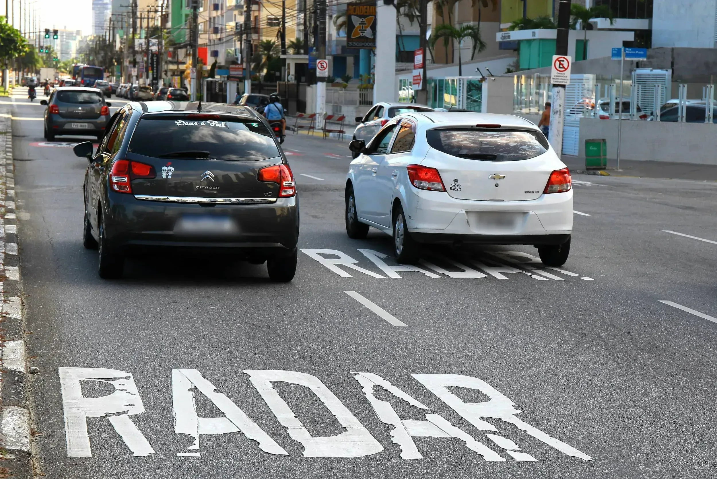 Radares voltam a fiscalizar as ruas de Santos a partir desta terça-feira