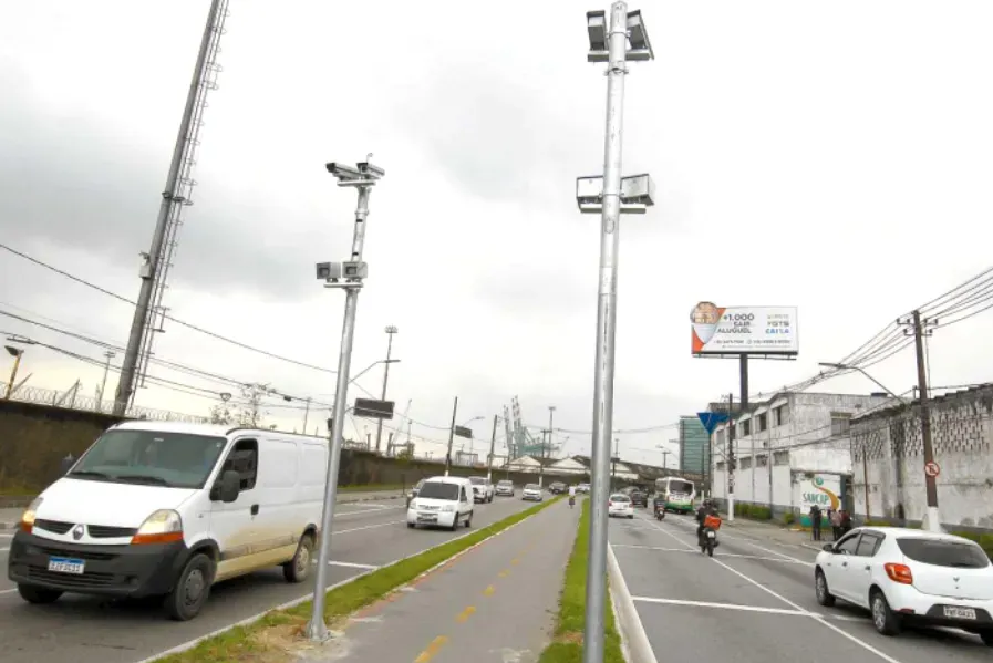 Santos tem mais oito pontos com radares de fiscalização eletrônica