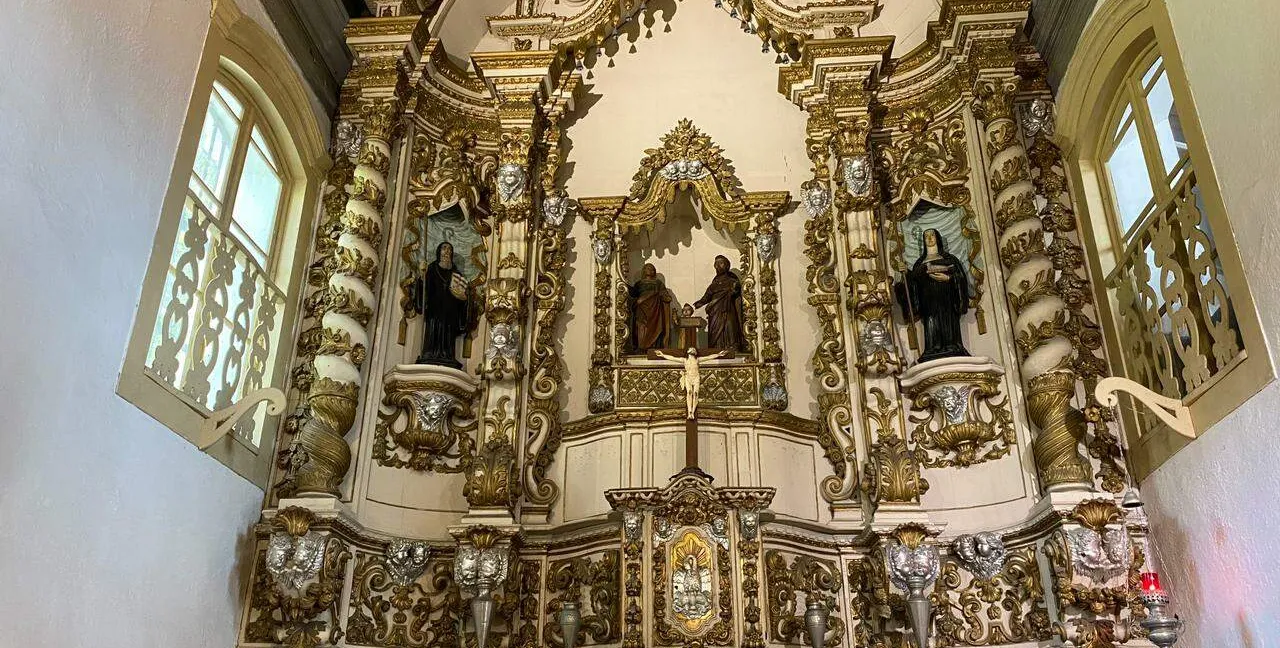    Detalhes do interior da Igreja Nossa Senhora do Desterro, ao lado do Museu de Arte Sacra 