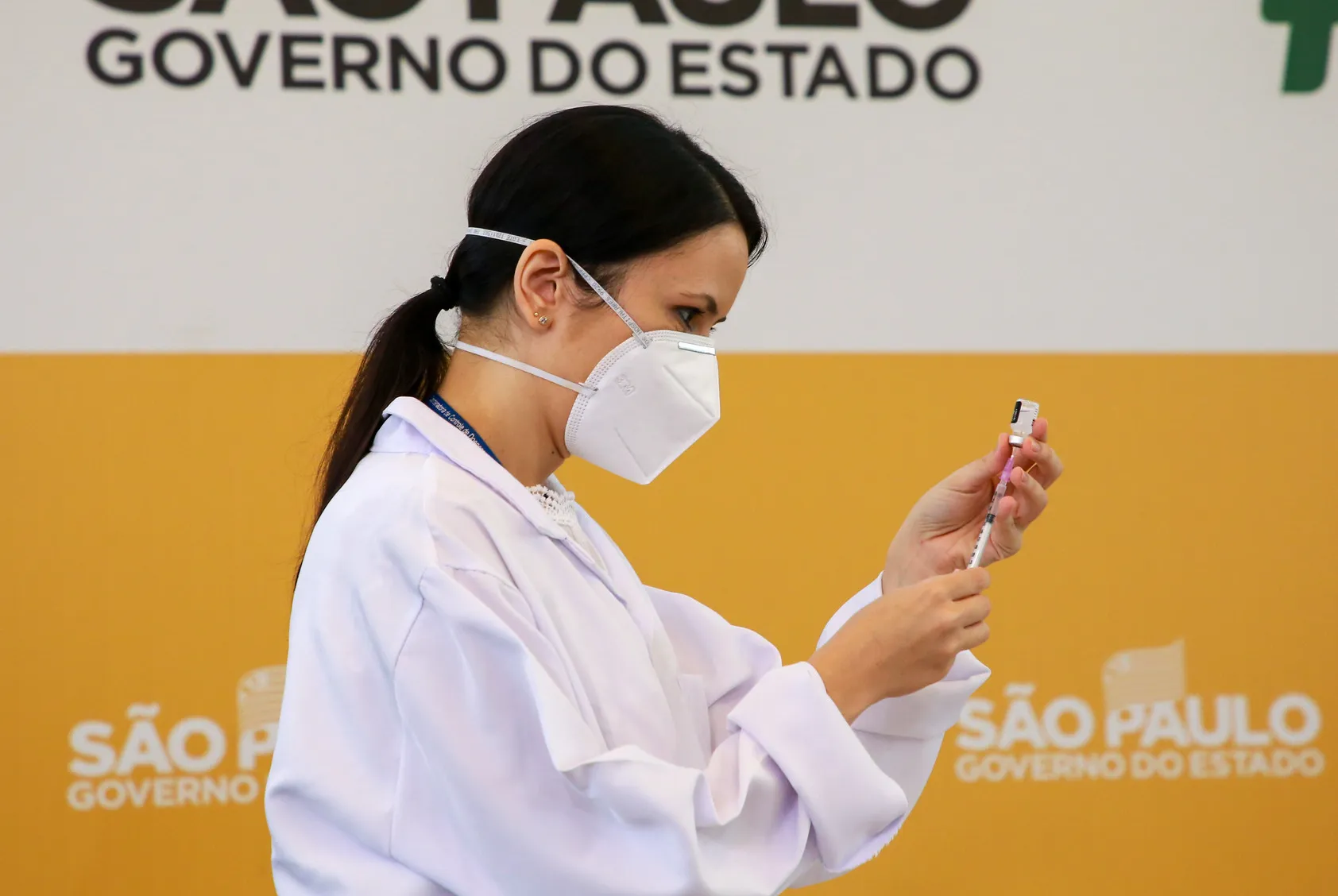 Vacinação de crianças contra a covid-19 começou em São Paulo nesta sexta (14)