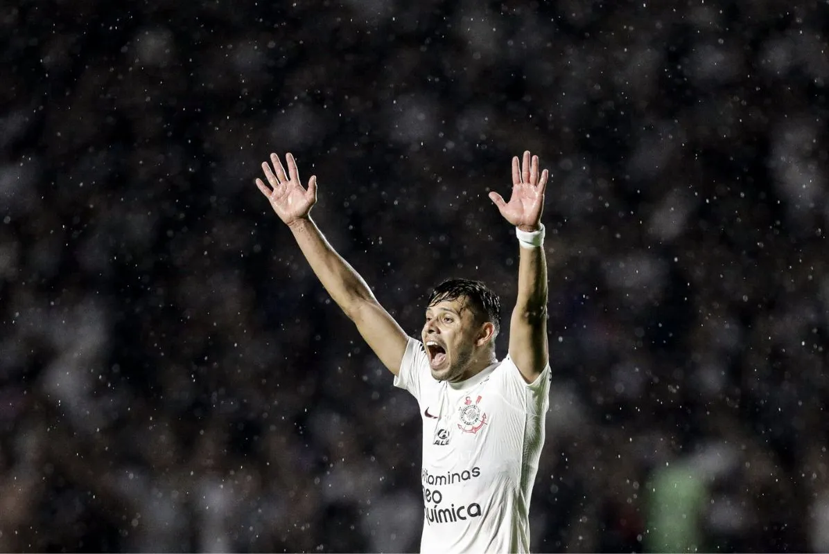 Romero marcou dois gols na vitória do Corinthians contra o Vasco