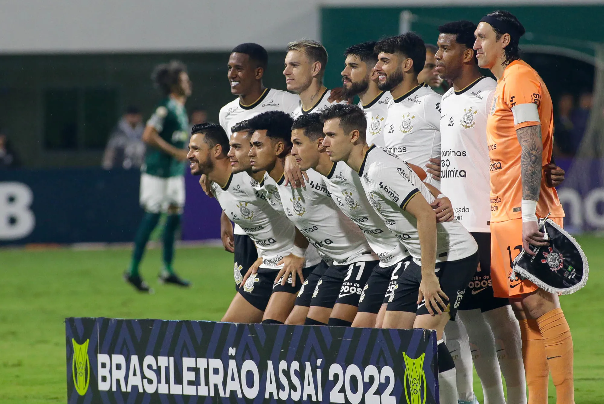 Com o empate, o time comandado por Vítor Pereira perdeu a oportunidade de tomar a quarta posição do Fluminense