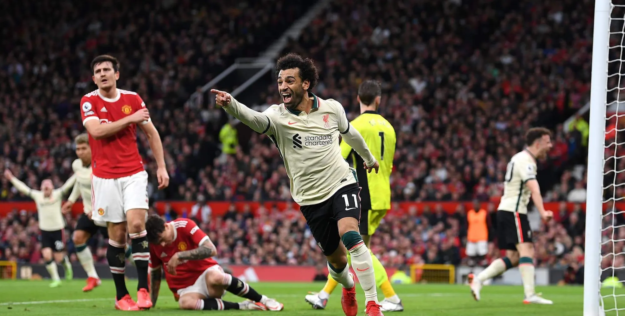  Salah marcou três dos cinco gols dos visitantes neste domingo 