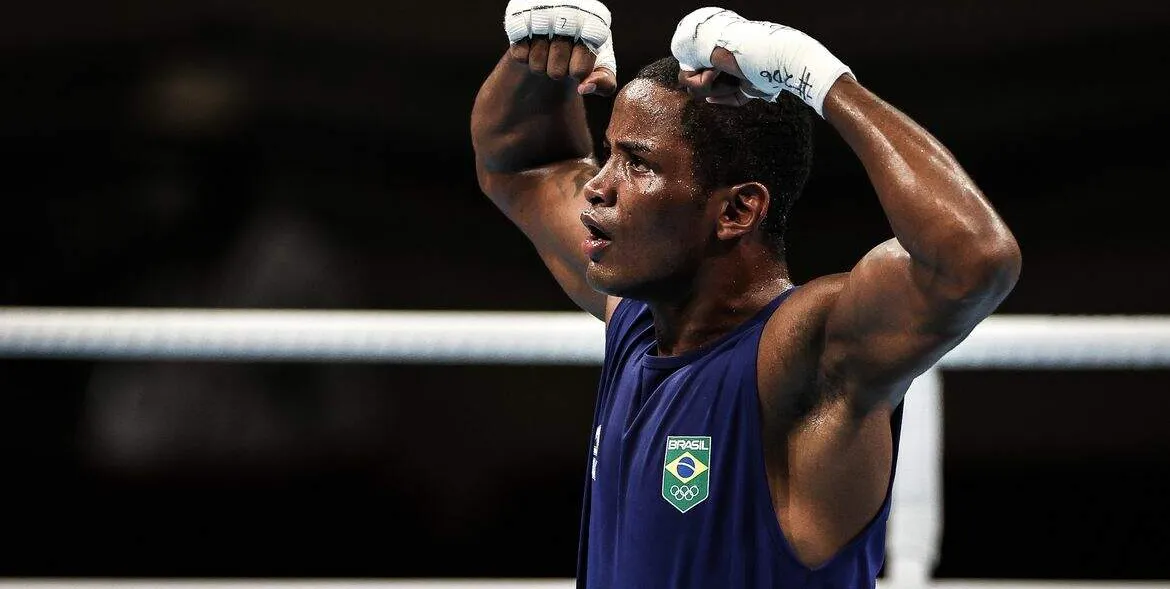  Brasil estreia com vitórias no Mundial de boxe masculino 
