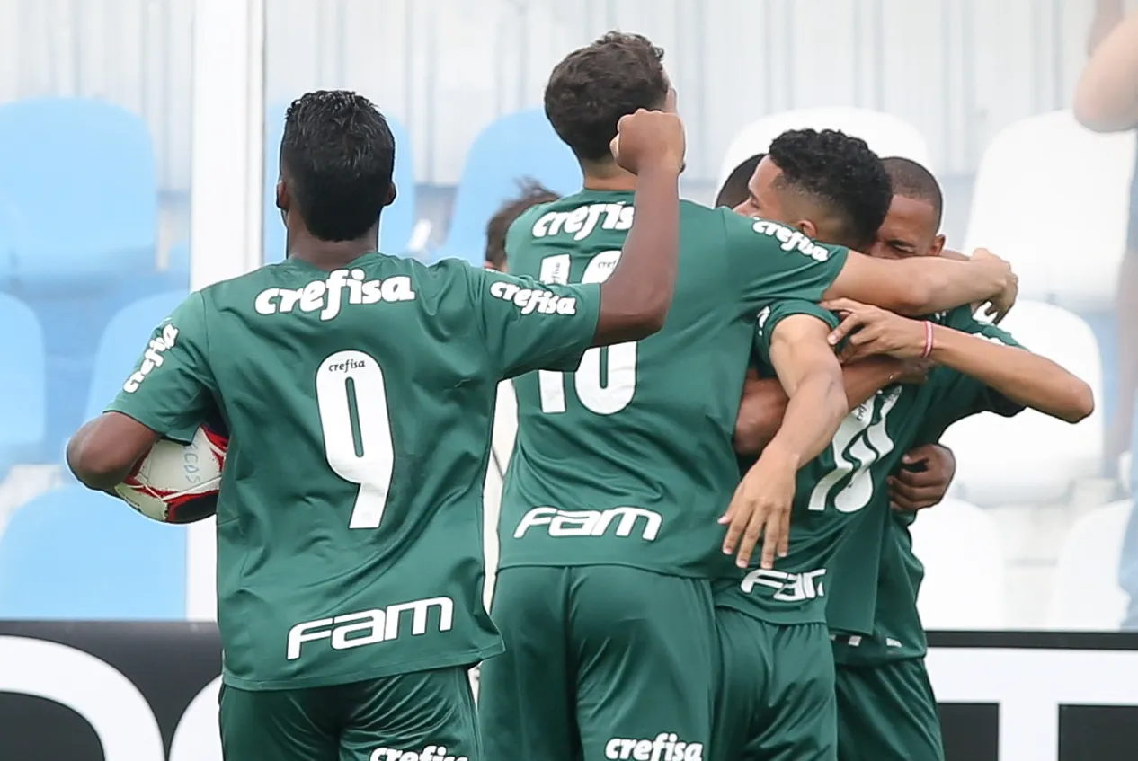 Em Diadema, garotos do Palmeiras golearam na estreia da Copinha