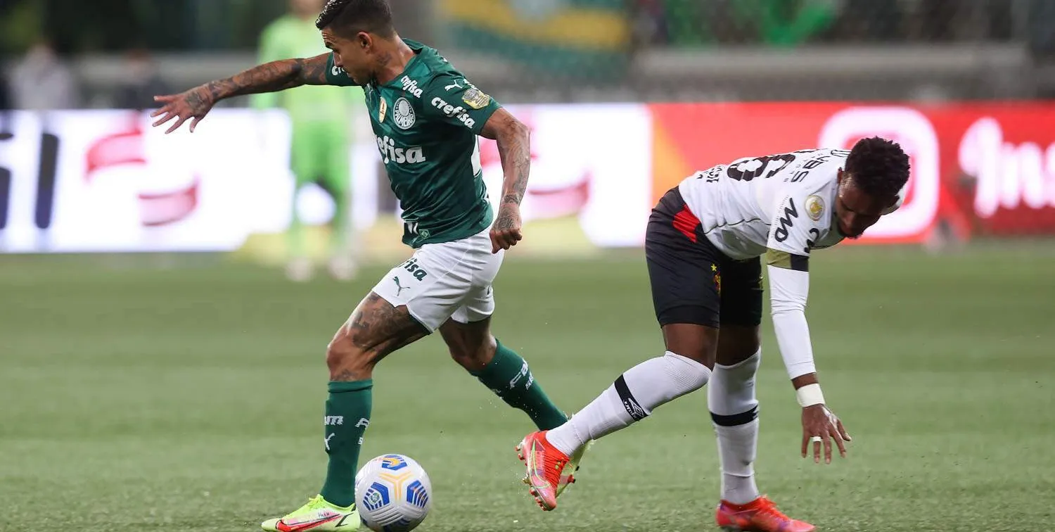  O Palmeiras passou a somar 49 pontos e ultrapassou Flamengo e Fortaleza 