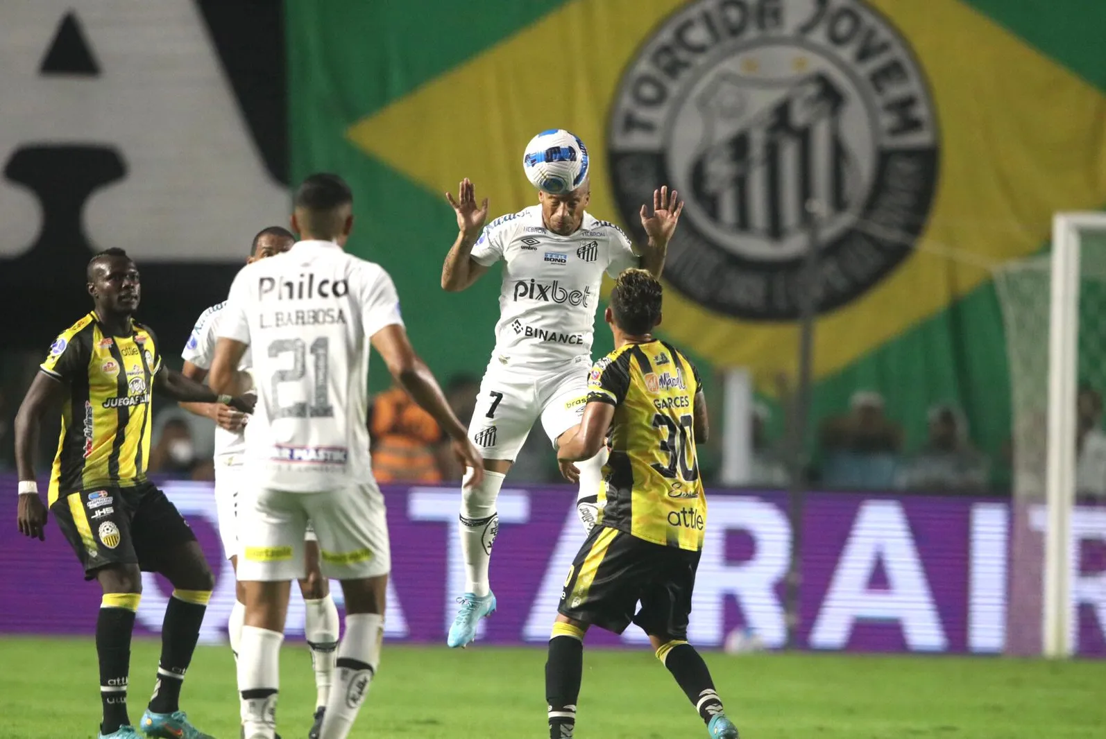 Santos foi eliminado da Copa Sul-Americana de forma vexatória