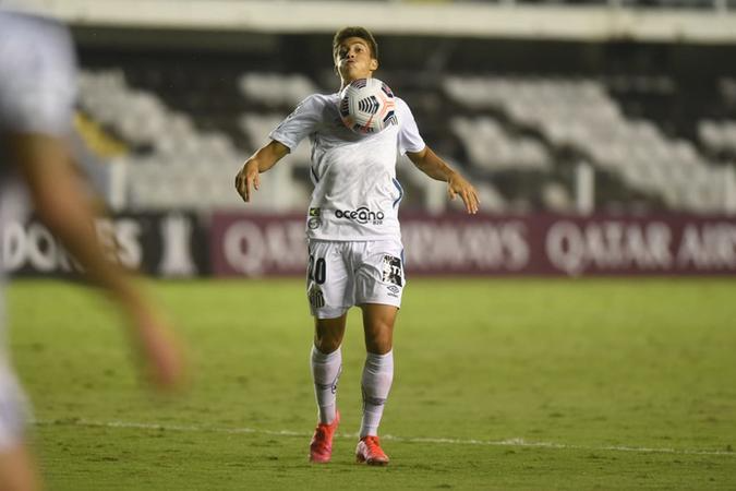 Pirani renovará contrato com o Santos por cinco anos