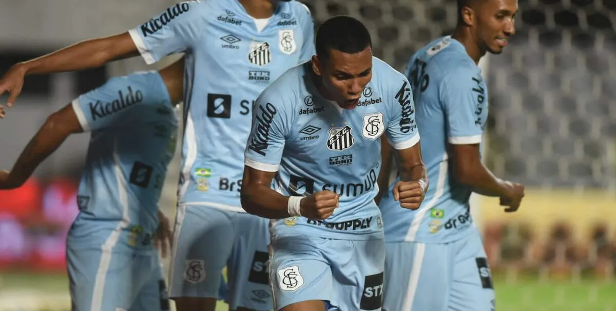  Gol de Madson abriu caminho para a goleada na Vila Belmiro 