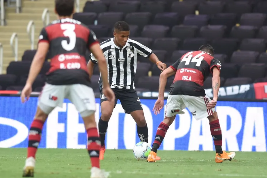 No último confronto contra o Flamengo, no Maracanã, o Santos perdeu por 4 a 1