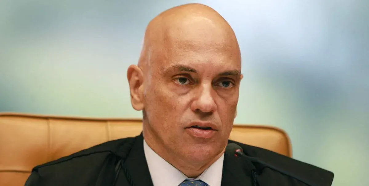  Moraes pediu que os advogados de Silveira esclareçam o caso 