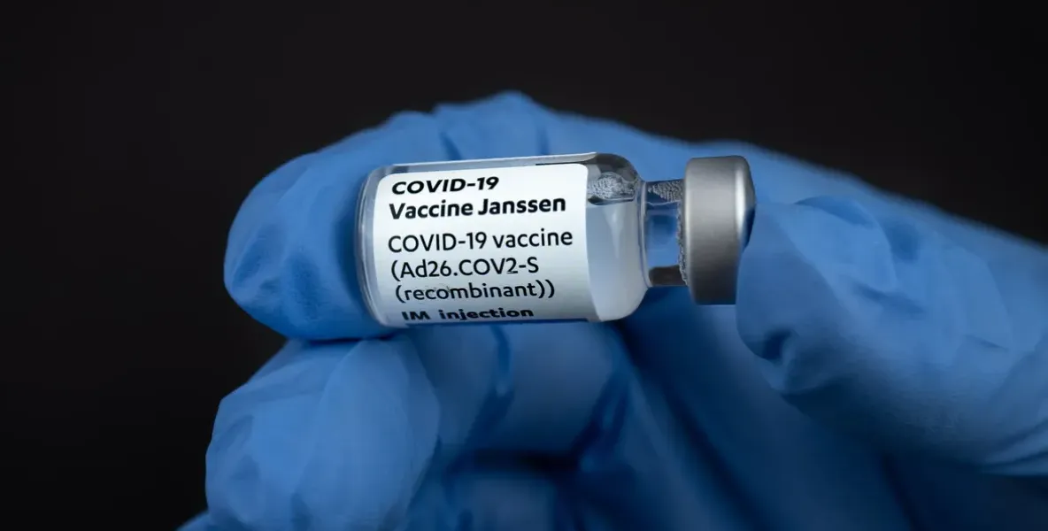   As vacinas da Janssen que estão sendo aplicadas nesta semana no País são de outras remessas, compradas pelo governo federal.   