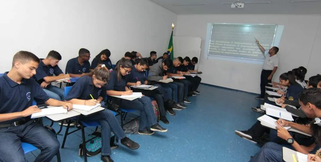  Treinamento de jovens aprendizes é um dos mais tradicionais da Baixada Santista 