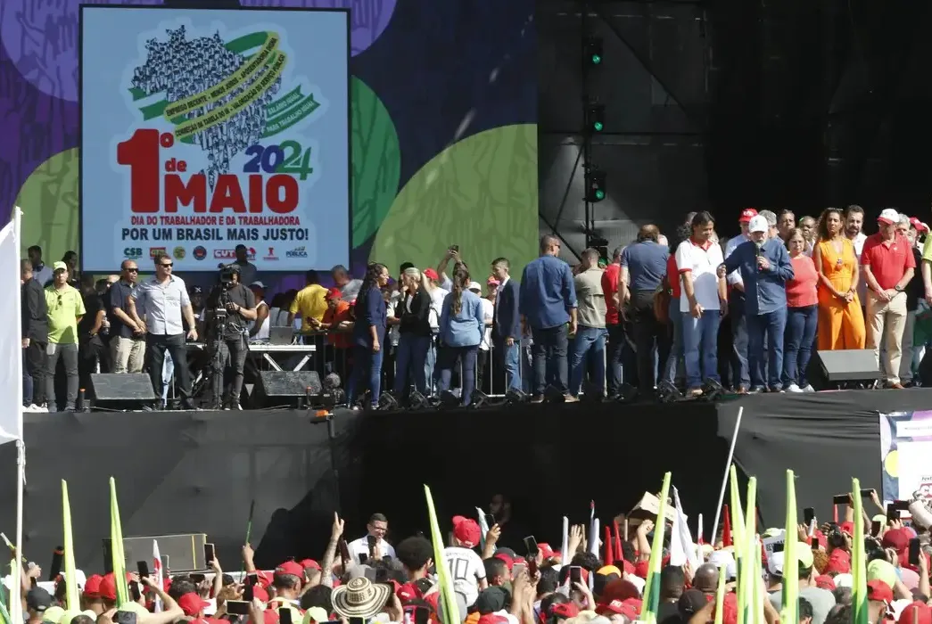 O ato com trabalhadores aconteceu neste feriado de 1º de maio, em São Paulo
