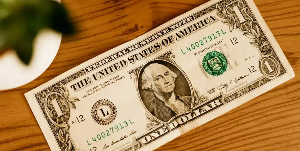  O dólar comercial encerrou o dia vendido a R$ 5,31 