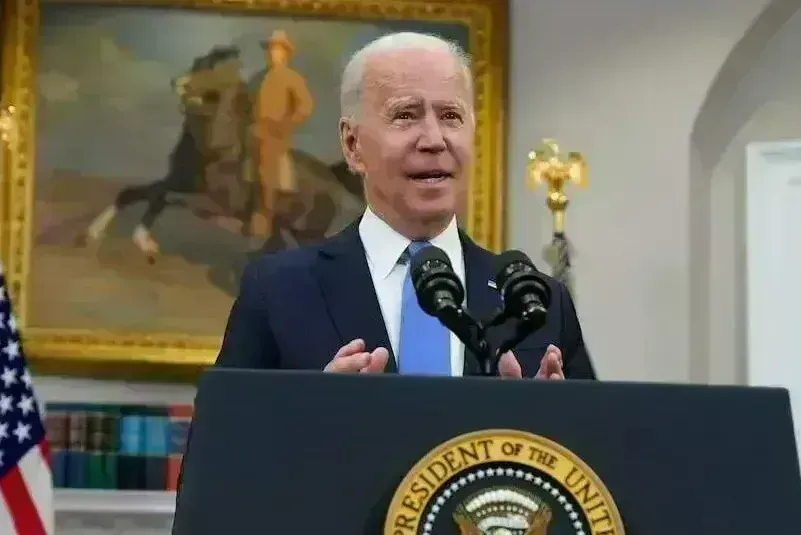O presidente Joe Biden pediu pressa aos senadores