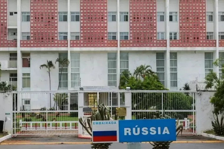 Fachada da Embaixada da Rússia em Brasília