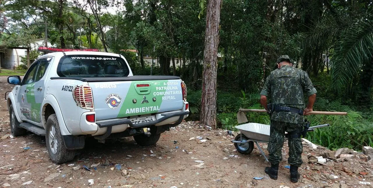  Polícia Militar Ambiental aplicou multas e embargou área 