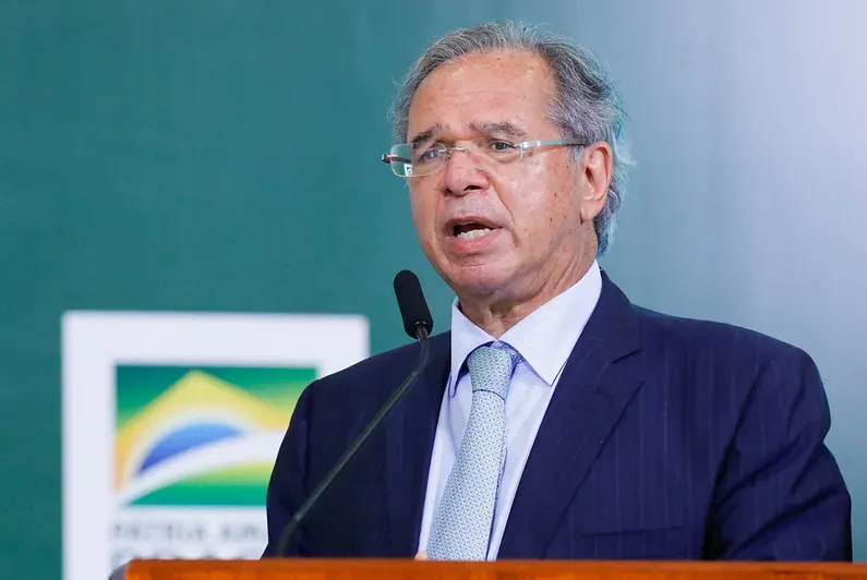 Ministro participou do evento de dez anos de concessões aeroportuárias no Brasil