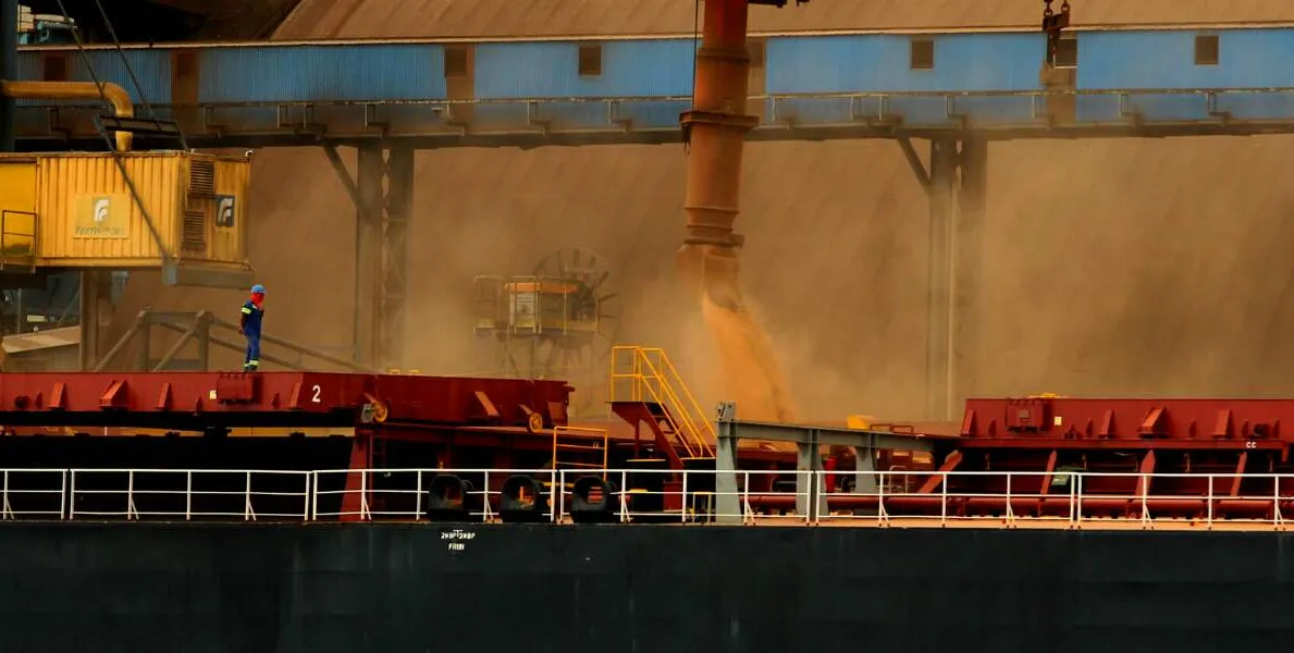      Os embarques do grão no mês cresceram 28,3%, chegando a 5,4 milhões de toneladas     
