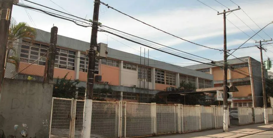  Escolas Andradas I e II serão reformadas em Santos  