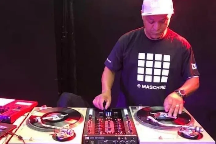DJ Head Garcia, de Guarujá, um dos principais da cena eletrônica regional