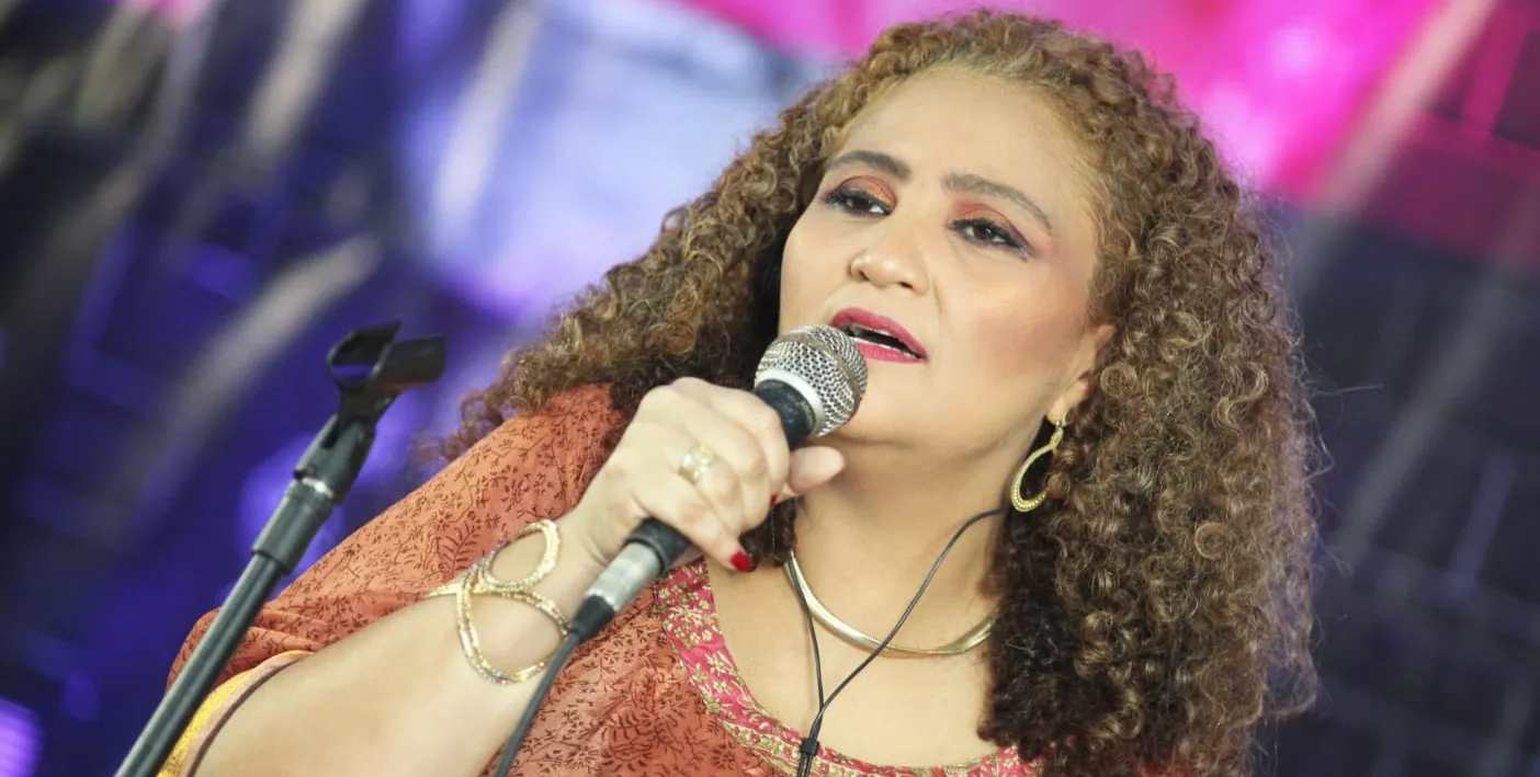  A cantora Didi Gomes faz show virtual neste sábado, 16, encerrando a fase regional 