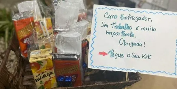  Motoboy ganhou cesta de cliente em Santos 