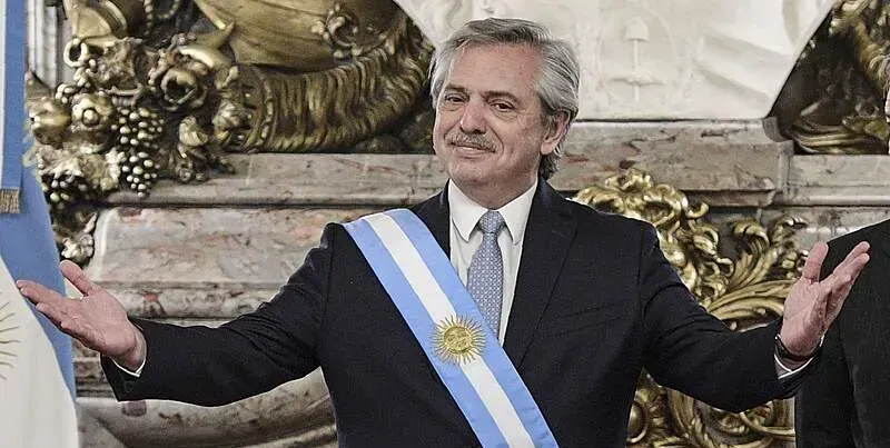  Exigências do governo argentino foram entregues durante reunião entre o presidente Alberto Fernández e o chefe da Conmebol, Alejandro Domínguez  