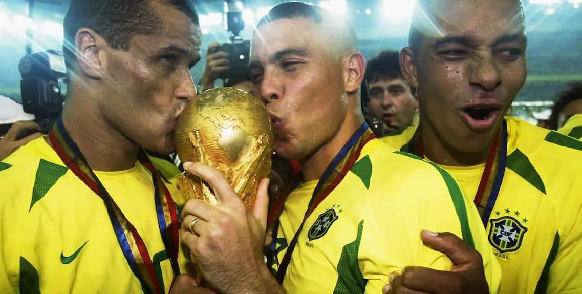  A última vitória do Brasil na Copa foi em 2002; com torneio a cada dois anos, jejum já teria acabado? 