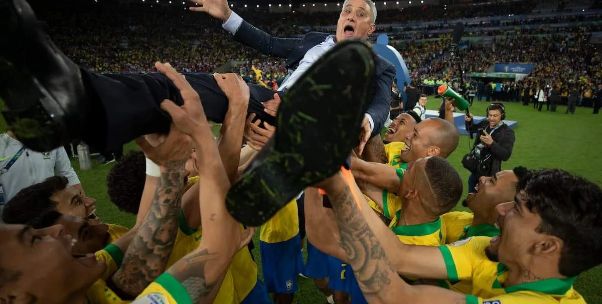  O técnico Tite chegou pressionado à Copa América de 2019 e conquista melhorou o clima 