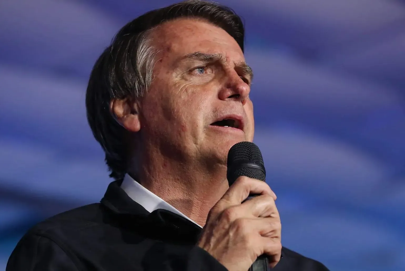 Jair Bolsonaro tem sido criticado por colocar a lisura do processo eleitoral em xeque