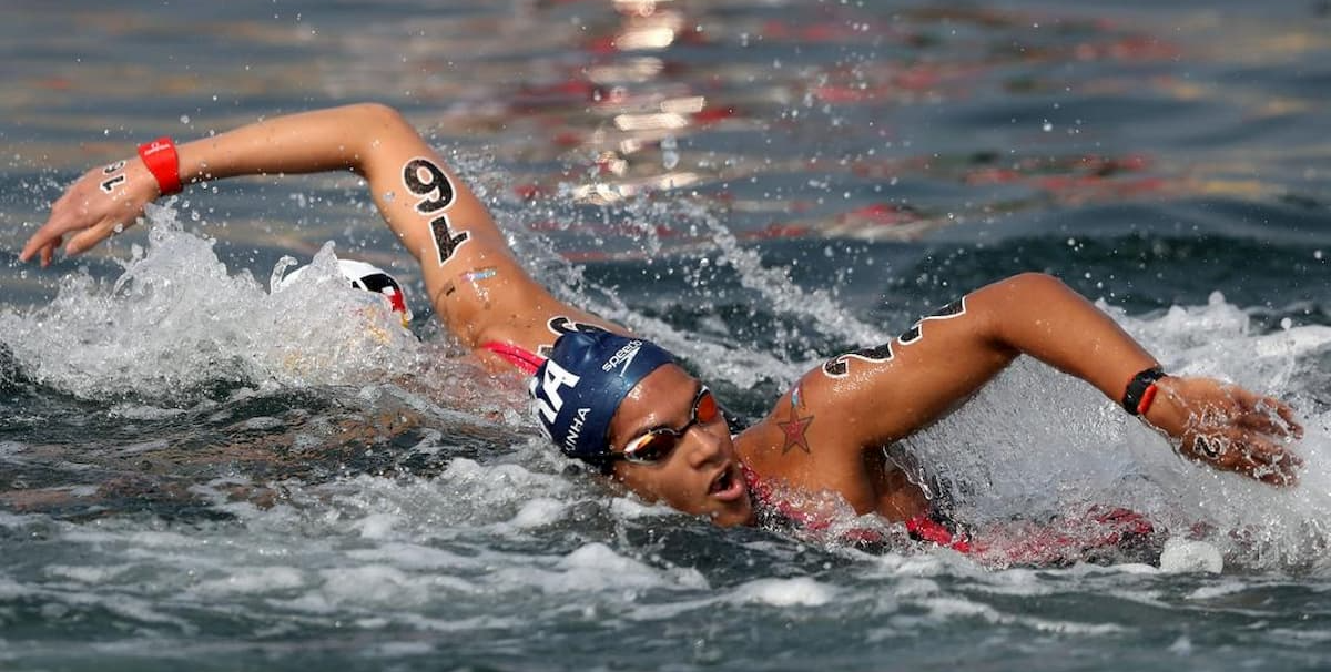   Ana Marcela foi eleita a melhor atleta do mundo na maratona aquática em 2019  