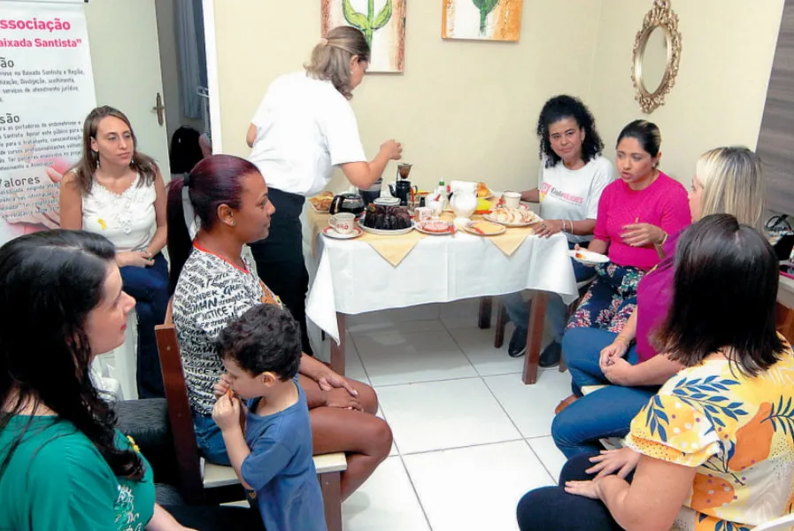O Café EndoTerapêutico é promovido pela ONG Associação EndoMulheres Baixada Santista desde 2016