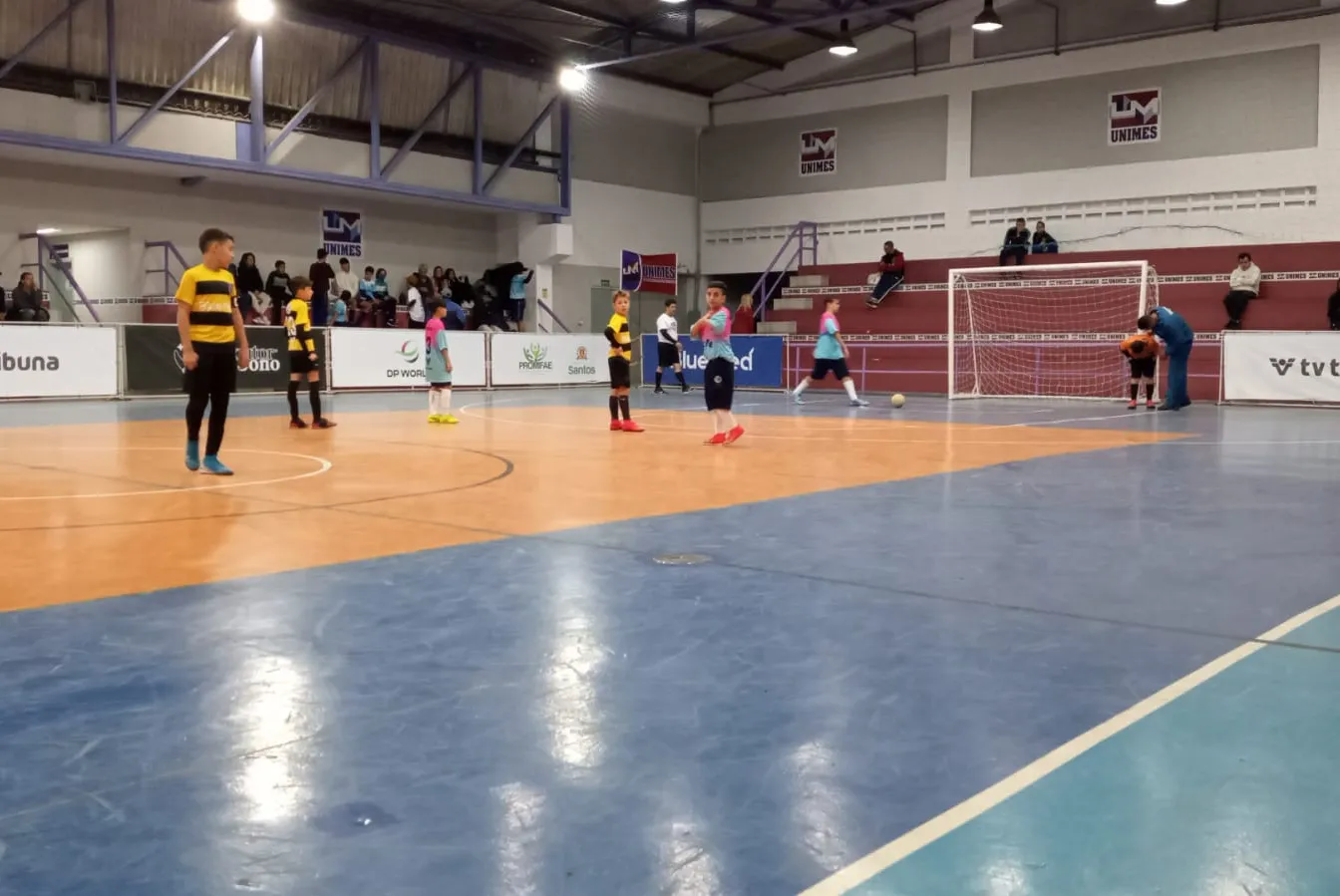 Lupe Picasso é mais uma equipe classificada na Copa TV Tribuna de Futsal